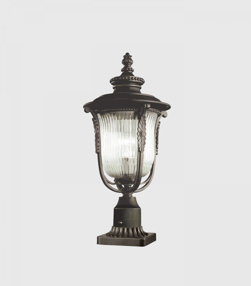 Luverne Pedestal Light by Elstead