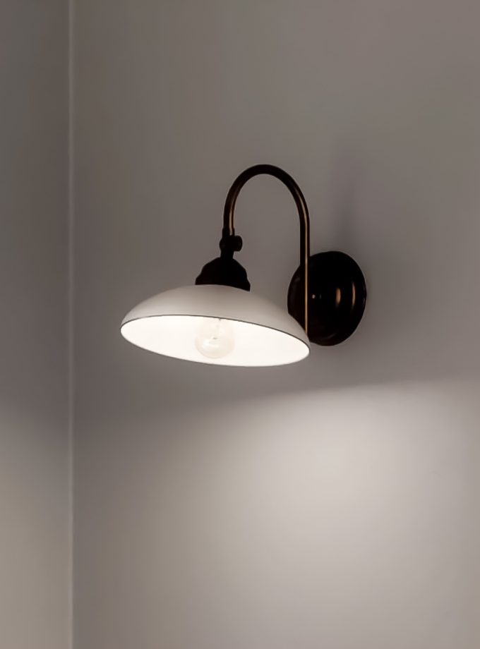 Country Curve Wall Light by II Fanale