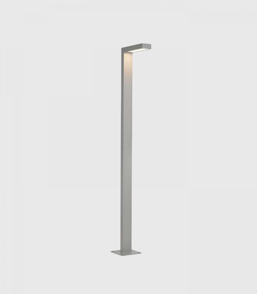 Asker Pole Light by Norlys