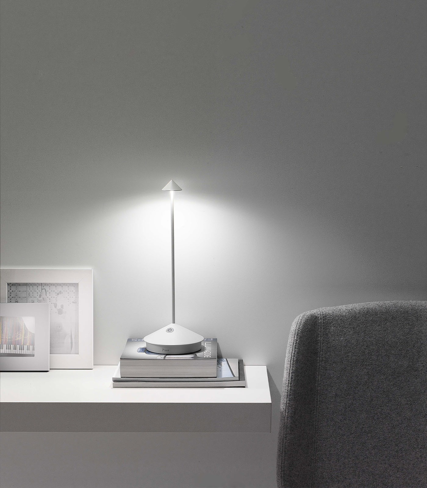 pina led table lamp