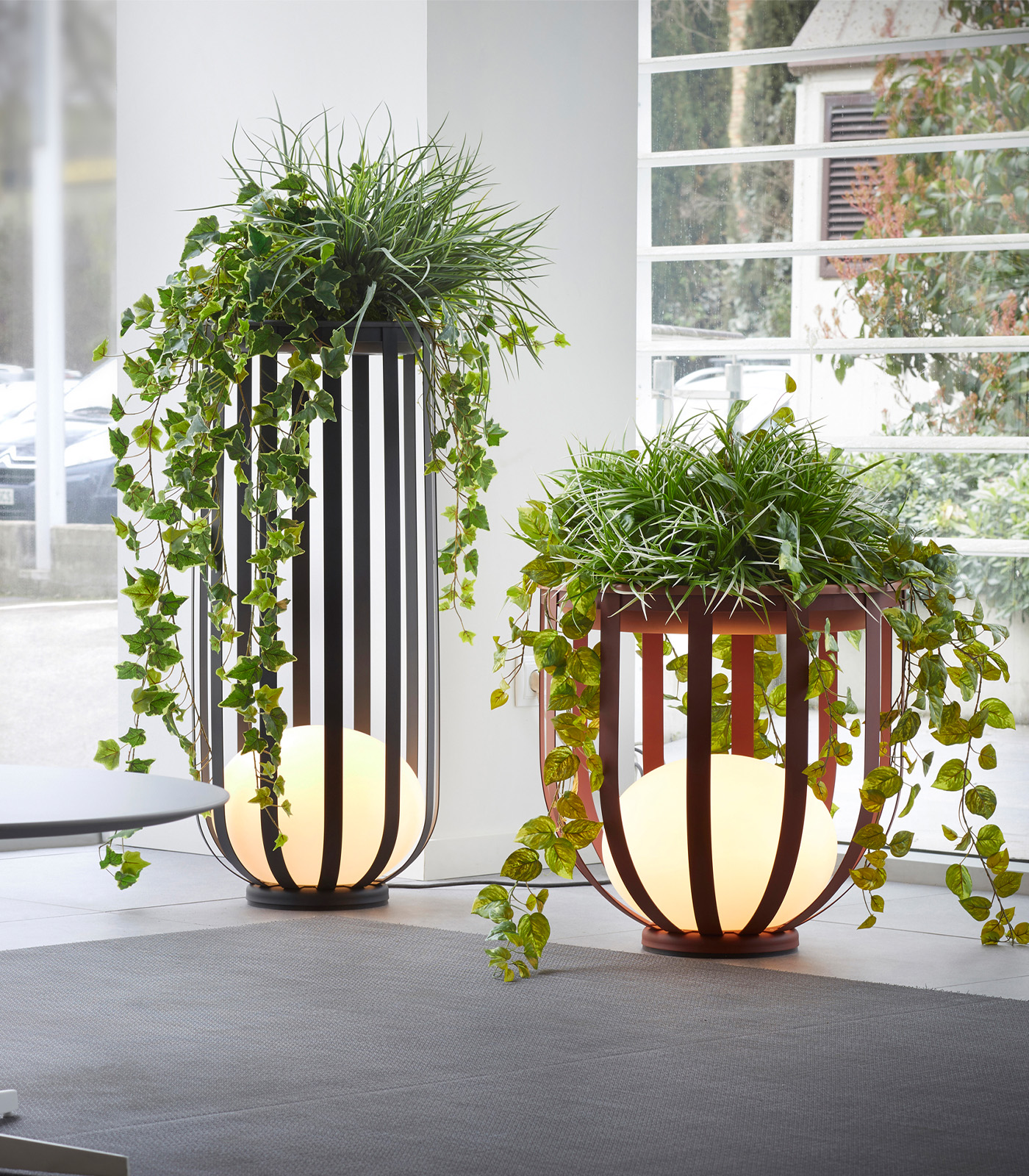 Outside floor deals lamp