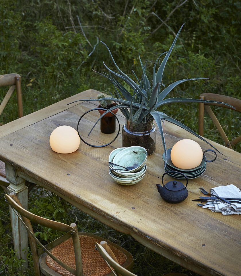 Circ Ring Outdoor Table Lamp by Estiluz