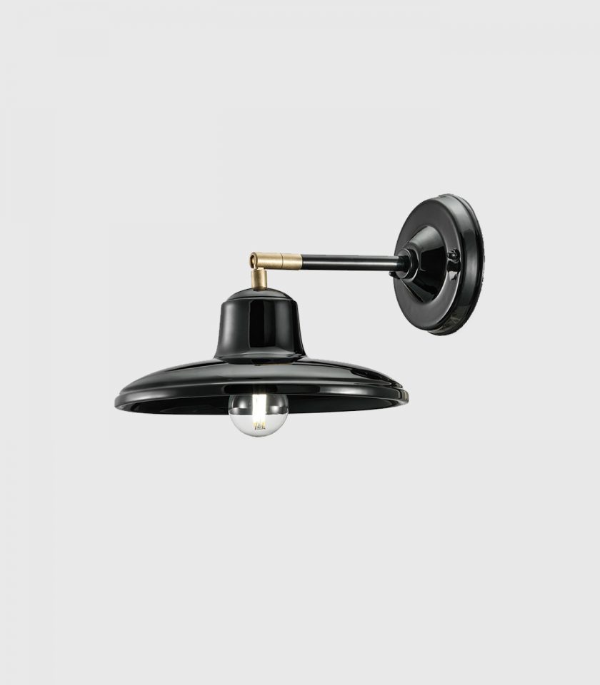 B&W Curve Wall Light by Ferroluce